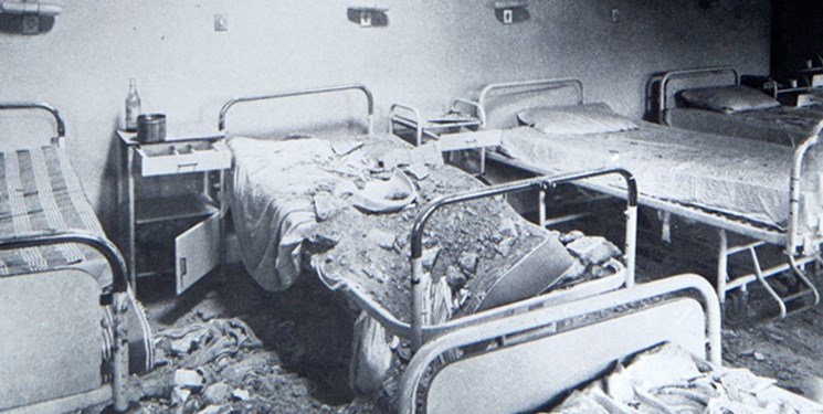 صهیونیست‌ها در بمباران بیمارستان، پا جای پای صدام گذاشتند+عکس